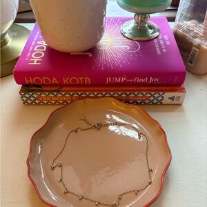 Kendra Scott dainty Gold Necklace